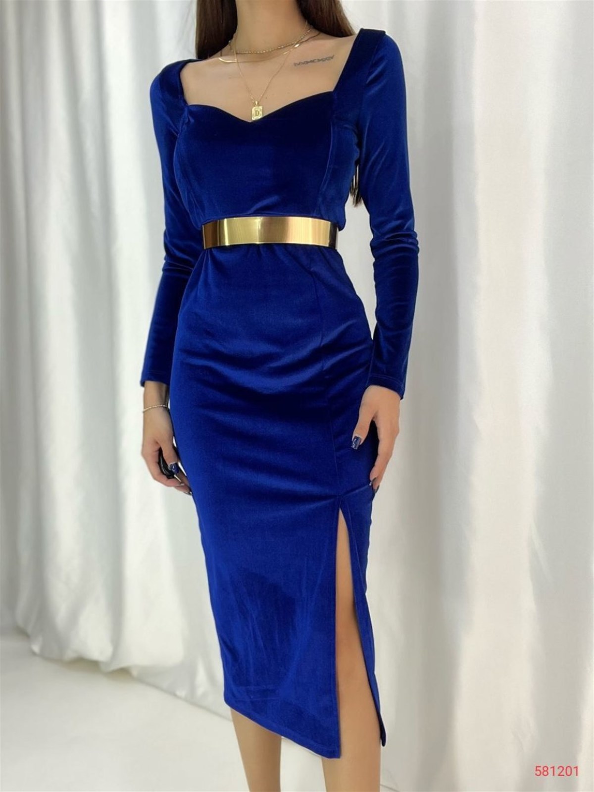 Fery Gold Kemer Detay Yırtmaçlı  Kadife Elbise 581201 SAKS MAVİSİ